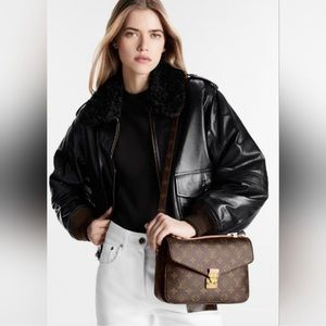 Like New Louis Vuitton Métis Crossbody & Louis Vuitton Elisa Wallet